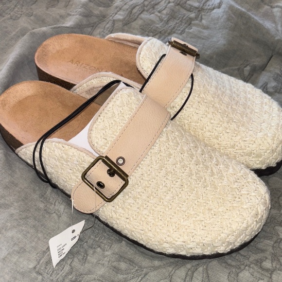 Arizona Jean Company Shoes - Arizona Jean Company Women's Tan Buckle Mules